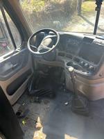 2014 Freightliner Cascadia Sleeper (Non-Run) RTR# 5124434-01 Jacksonville - Image 3