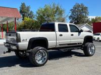 2005 Chevrolet Silverado 2500HD LT 6.0L Vortec 4X4 - Monster Cassat Ave - Image 7