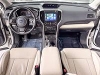 2019 Subaru Ascent Premium Sport Utility 4D Shoreline - Image 9