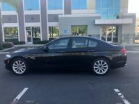 2012 BMW 528I XDRIVE--------DEALER SPECIAL--------LOW MILER AWD SPORT- MIRA MESA - Image 4