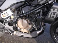 NEW 2024 Husqvarna 401 Svartpilen Save BILL'S MOTORCYCLES PLUS - Image 7