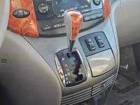 2007 Toyota Sienna AWD All Wheel Drive Mini Van XLE Limited Passenger Duffy's Auto Brokerage - Image 10