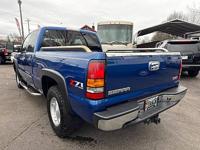 2004 GMC Sierra 1500 SLE 4dr Extended Cab 4WD SB (8607 SE 82 AVE HAPPY - Image 8