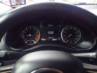 2016 Jeep Renegade Limited 4x4 4dr SUV East Brunswick, NJ - Image 9
