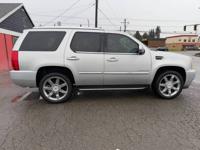 2010 Cadillac Escalade AWD All Wheel Drive Base 4dr SUV SUV Universal Auto Sales - Image 8