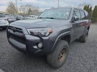 2015 Toyota 4 Runner 4x4 4WD 4 Runner SR5 4dr SUV SUV Universal Auto Sales