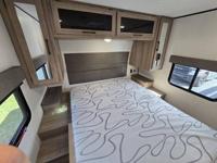 2025 Keystone RV COLMAN LEGACY 2900BH + Gator Truck Center of Ocala - Image 10