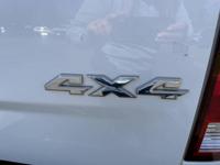 2020 RAM 1500 Classic Tradesman 4x4 4dr Crew Cab 5.5 ft. SB Pickup + Gator Truck Center of Ocala - Image 10