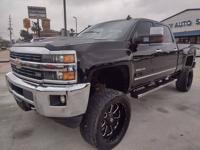 17 Chevy Silverado 2500HD HEAVY DUTY LTZ Down payment w.a.c. Houston - Image 4