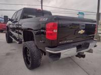 17 Chevy Silverado 2500HD HEAVY DUTY LTZ Down payment w.a.c. Houston - Image 6