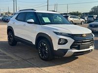2022 Chevrolet Trail Blazer LT 4x4 4dr SUV - Image 4