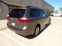 2020 TOYOTA SIENNA HANDICAPPED WHEELCHAIR MOBILITY POWER RAMP VAN Irving, TX - Image 9