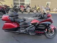 2015 Honda Gold Wing AirbagEZ FINANCING - Image 3