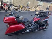 2015 Honda Gold Wing AirbagEZ FINANCING - Image 4