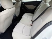 2015 Mazda Mazda3 I SPORT Bensalem - Image 9