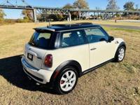 2010 Mini Cooper S 2dr Hatchback _Mini_ _Cooper_ _Coupe_ - Image 9