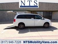 DODGE GRAND CARAVAN HANDICAPPED WHEELCHAIR REAR ENTRY RAMP VAN Irving, TX