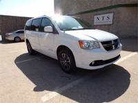 DODGE GRAND CARAVAN HANDICAPPED WHEELCHAIR REAR ENTRY RAMP VAN Irving, TX - Image 4