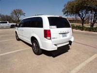 DODGE GRAND CARAVAN HANDICAPPED WHEELCHAIR REAR ENTRY RAMP VAN Irving, TX - Image 7