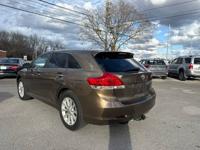 2011 Toyota Venza 4dr Wgn I4 FWD (Natl) Middle TN Blvd. Murfreesboro, TN - Image 5