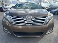 2011 Toyota Venza 4dr Wgn I4 FWD (Natl) Middle TN Blvd. Murfreesboro, TN - Image 8