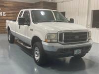 2004 Ford F-250 4x4 4WD F250 XLT / 5.4L V8 / NEW TIRES / ONLY 49K MILM&M Investment Cars - Gladstone - Image 3