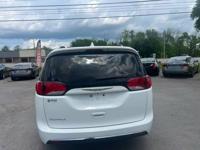 2019 Chrysler Pacifica Touring L FWD Middle TN Blvd. Murfreesboro, TN - Image 9