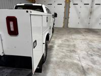 2020 Ford F350 DRW XL Crew Cab 4wd Utility Bed 91k Miles Mid TN - Image 9