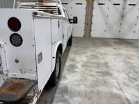 2012 Ford F350 XL Extended Cab 4wd Utility Bed Mid TN - Image 9