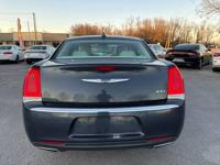 2016 Chrysler 300 4dr Sdn Limited RWD Middle TN Blvd. Murfreesboro, TN - Image 10
