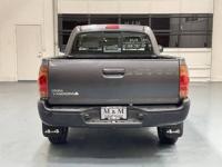 2014 Toyota Tacoma 4x4 4WD Regular Cab / 2.7L 4 Cyl / 5-SPEED MANUAL TM&M Investment Cars - Gladstone - Image 7