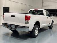 2007 Toyota Tundra SR5 Regular Cab / 4.7L V8 / LONG BED / ZERO RUST TM&M Investment Cars - Gladstone - Image 9