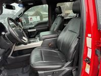 2019 Ford F150 4x4 4WD F-150 LARIAT 5 1/2 FT Truck SE HABLA ESPANOL - Good Credit/Bad Credit - APPROVED! - Image 10