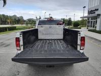 2018 DODGE RAM 2500 TRADESMAN 6.7L 4WD ( DOWN WE FINANCE ALL) Free shipping from our Florida dealership - Image 10