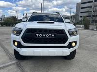 2017 Toyota Tacoma TRD Sport - 3 Month FREE Warranty + Speed Auto Market - Image 3