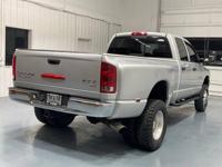 2004 Dodge Ram 3500 SLT 4X4 5.9L DIESEL DUALLY / 98K MILES 3500 + MM Investment Cars-Gladstone / WE SHIP NATIONWIDE - Image 9
