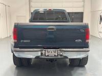 1999 Ford F-350 4x4 4WD F350 Lariat / 7.3L DIESEL / DUALLY / 118K MILM&M Investment Cars - Gladstone - Image 7