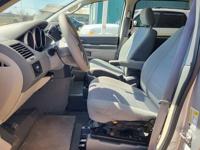 Dodge Grand Caravan Mobility Van with Transfer Seat - Clean Title Angleton - Image 10