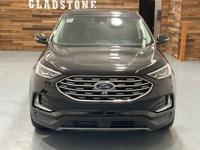 2022 Ford Edge AWD All Wheel Drive Titanium /Heated & Cooled Seats /PM&M Investment Cars - Gladstone - Image 6