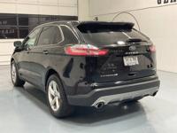 2022 Ford Edge AWD All Wheel Drive Titanium /Heated & Cooled Seats /PM&M Investment Cars - Gladstone - Image 9