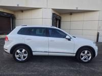 Volkswagen Touareg Financing available/Nationwide delivery Roselle - Image 6