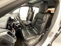 2018 Porsche Cayenne AWD All Wheel Drive Sport Utility / 3.6L V6 /SpoM&M Investment Cars - Gladstone - Image 10