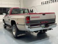 1994 Dodge Ram 3500 Laramie Regular Cab/ DUALLY/ 5.9L DIESEL/92K MILEM&M Investment Cars - Gladstone - Image 9