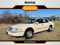 1998 Lincoln Continental Base 4dr Sedan _Lincoln_ _Continental_ _Sedan_