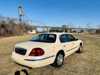 1998 Lincoln Continental Base 4dr Sedan _Lincoln_ _Continental_ _Sedan_ - Image 7