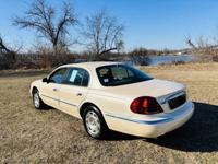 1998 Lincoln Continental Base 4dr Sedan _Lincoln_ _Continental_ _Sedan_ - Image 8