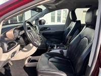 2019 Chrysler Pacifica Touring L Van Dependable Auto Outlet - Image 8