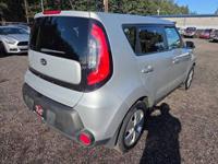 2014 Kia Soul Base 4dr Crossover 6A + MC Auto - Image 10