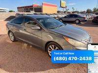 2012 Hyundai Sonata SE UNDER MARKET VALUE CLEAN TITLES + 5000 AND BELOW INVENTORY - Image 4