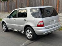 2002 Mercedes-Benz ML320 - 1 Owner - 47 Services - 3RD Row Seating ! Lynnwood - Image 9